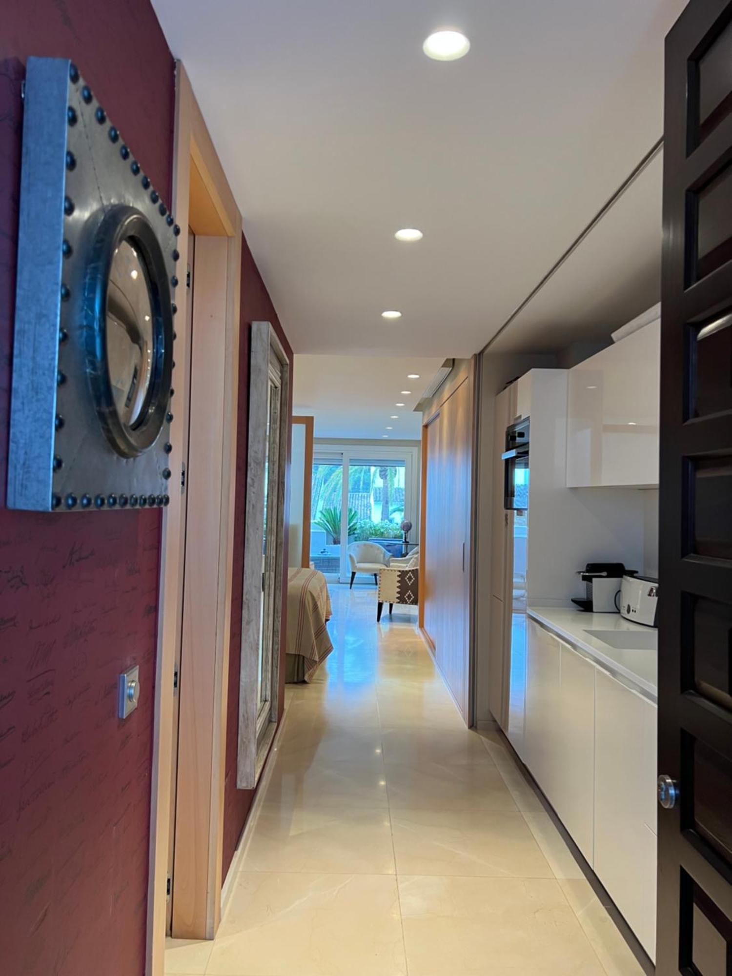 Apartment Luxury In Puente-romano