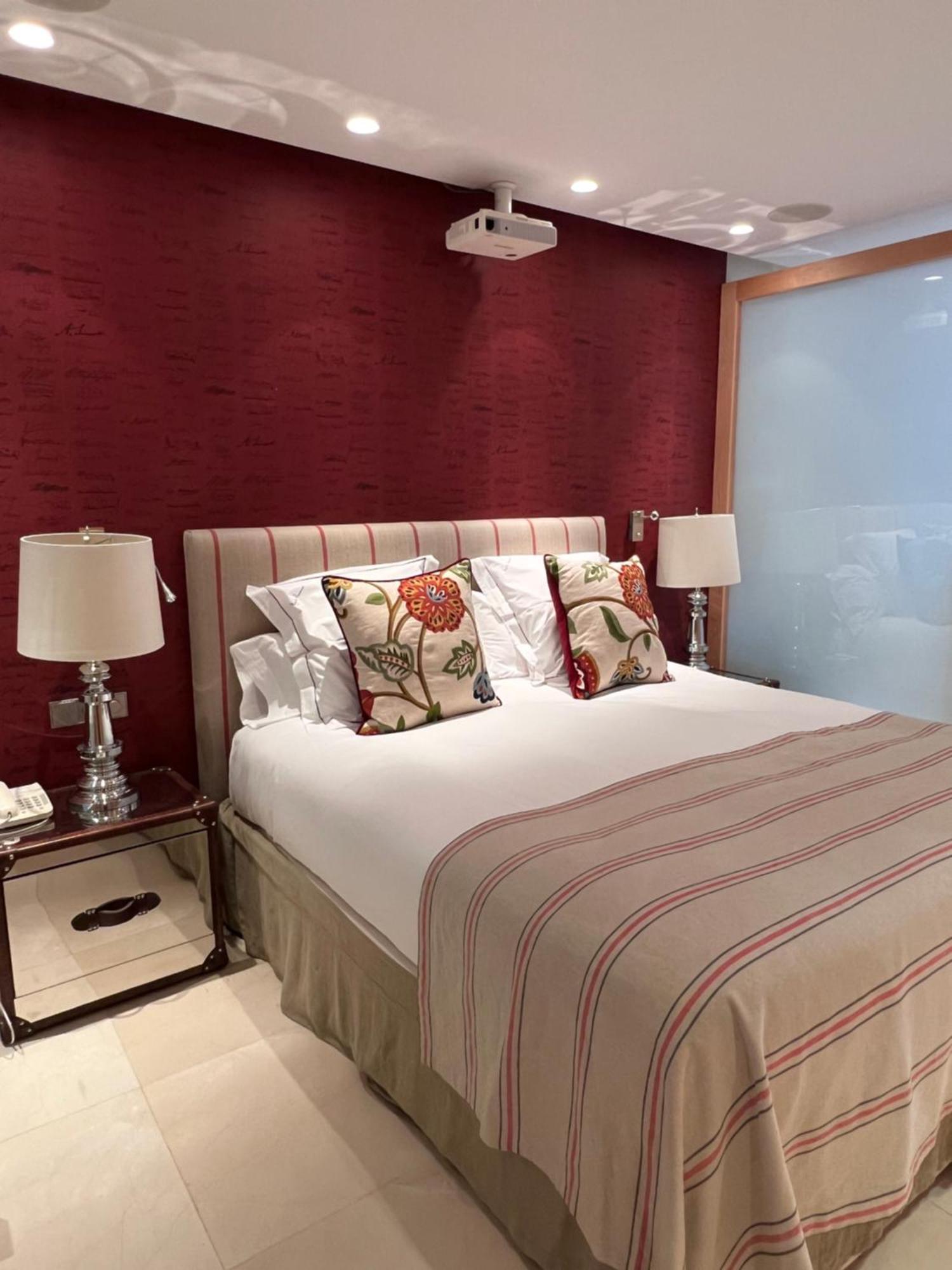 Luxury In Puente-romano Marbella
